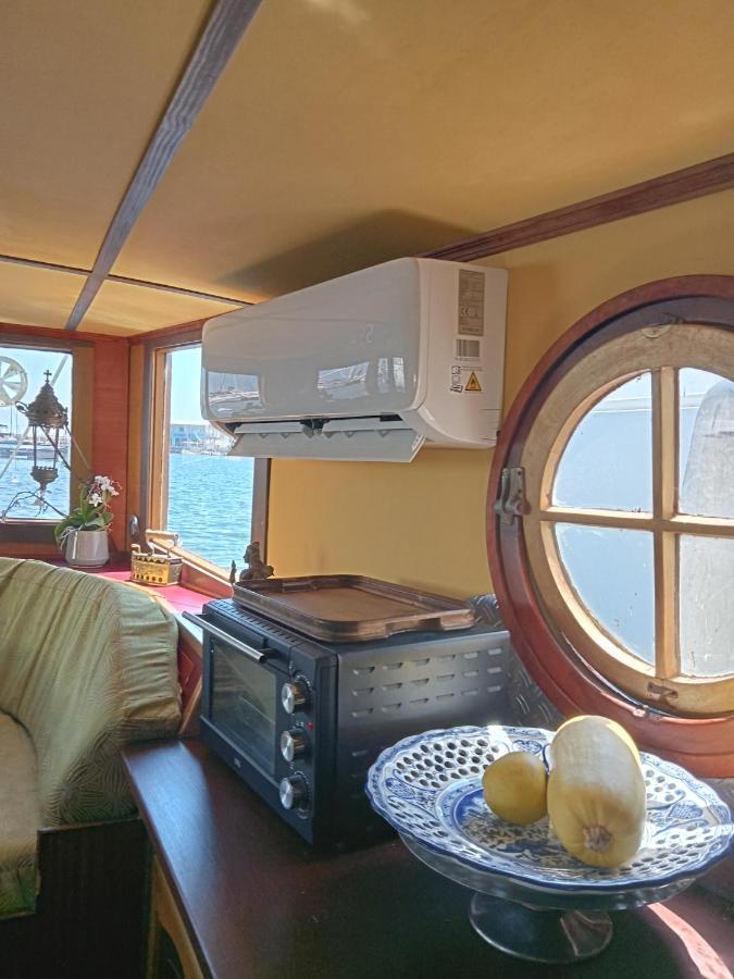 Hotel Bateau De Pirates Gruissan Exterior foto